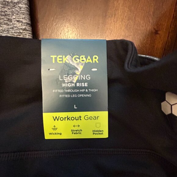 NWT Tek Gear Women's High Rise Athletic Legging Size Large Black White - Picture 7 of 16